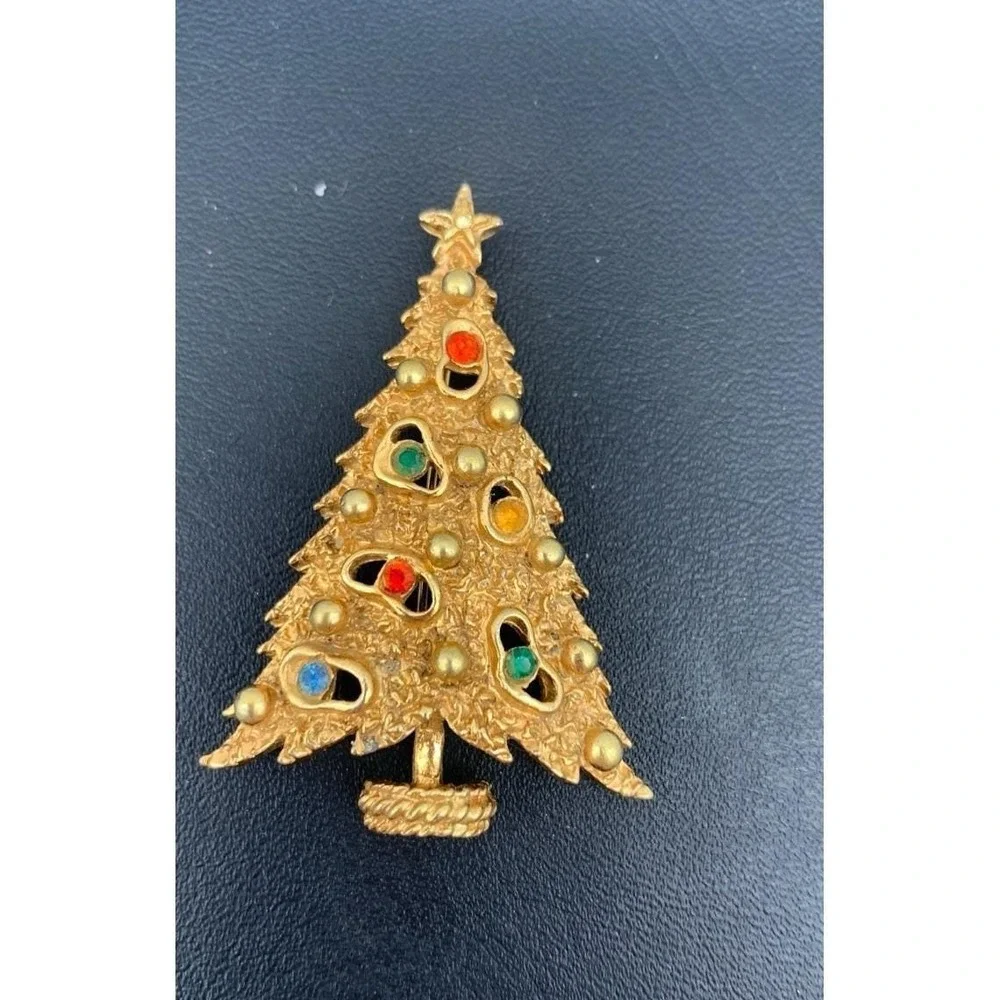 Vintage ART Arthur Pepper Gold Tone & Colorful Rhinestones Christmas Tree Brooch